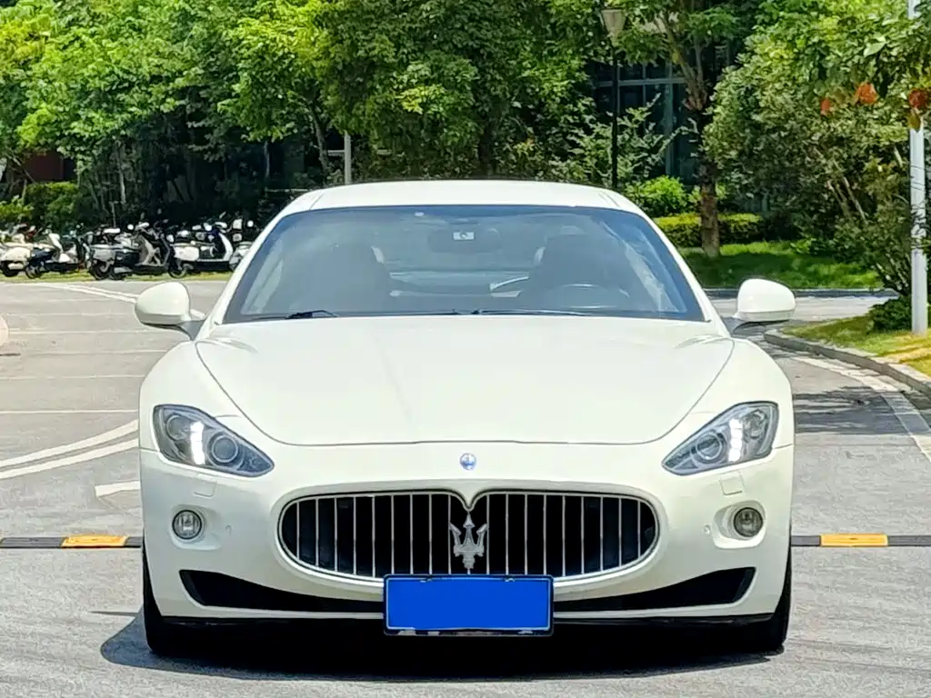 Maserati GranTurismo — миниатюра 2