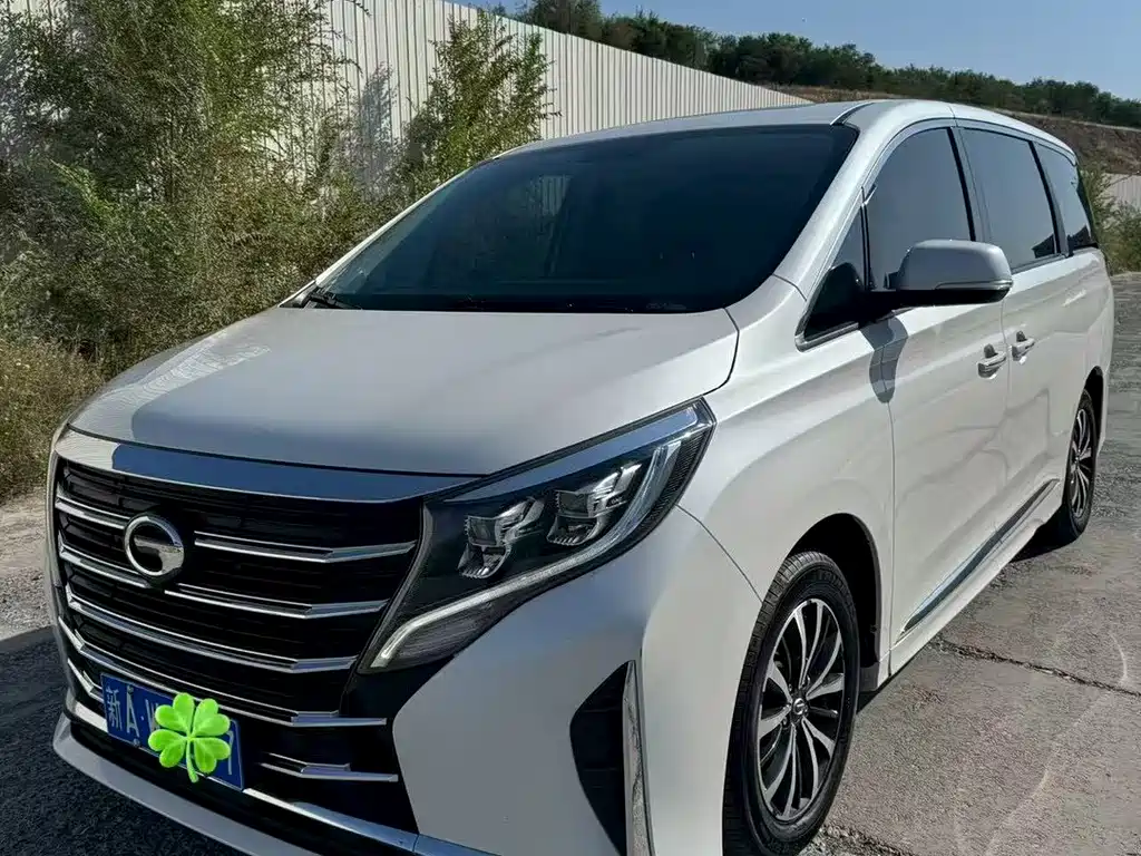 GAC TRUMPCHI M8