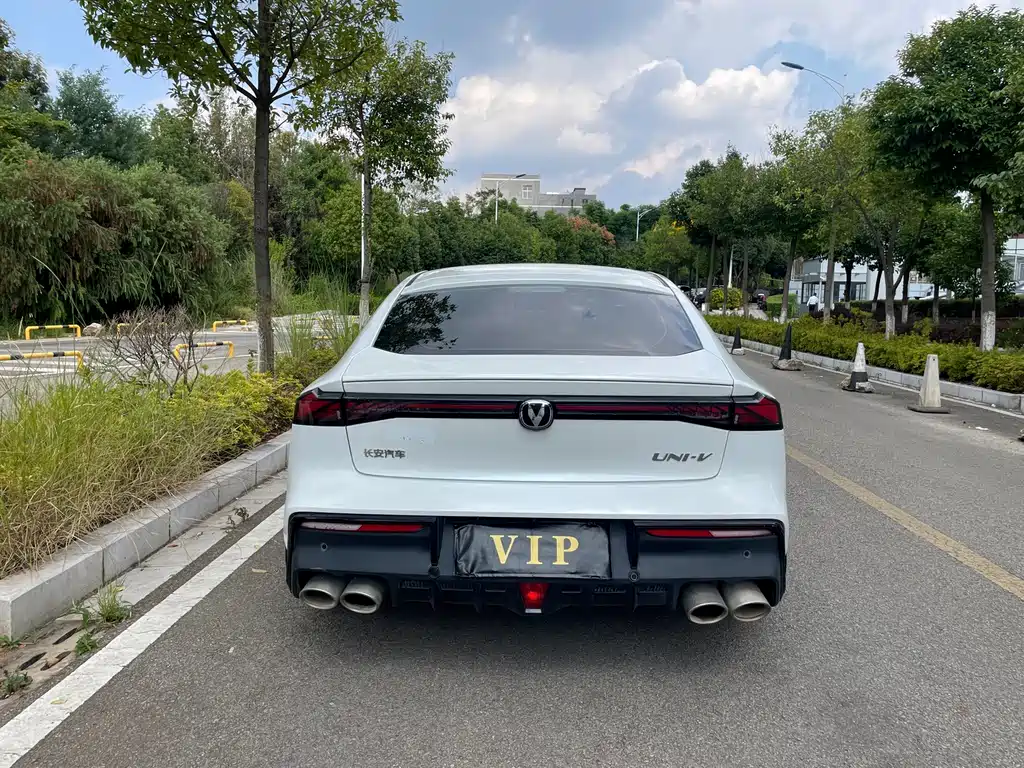 Changan UNI-V — миниатюра 19