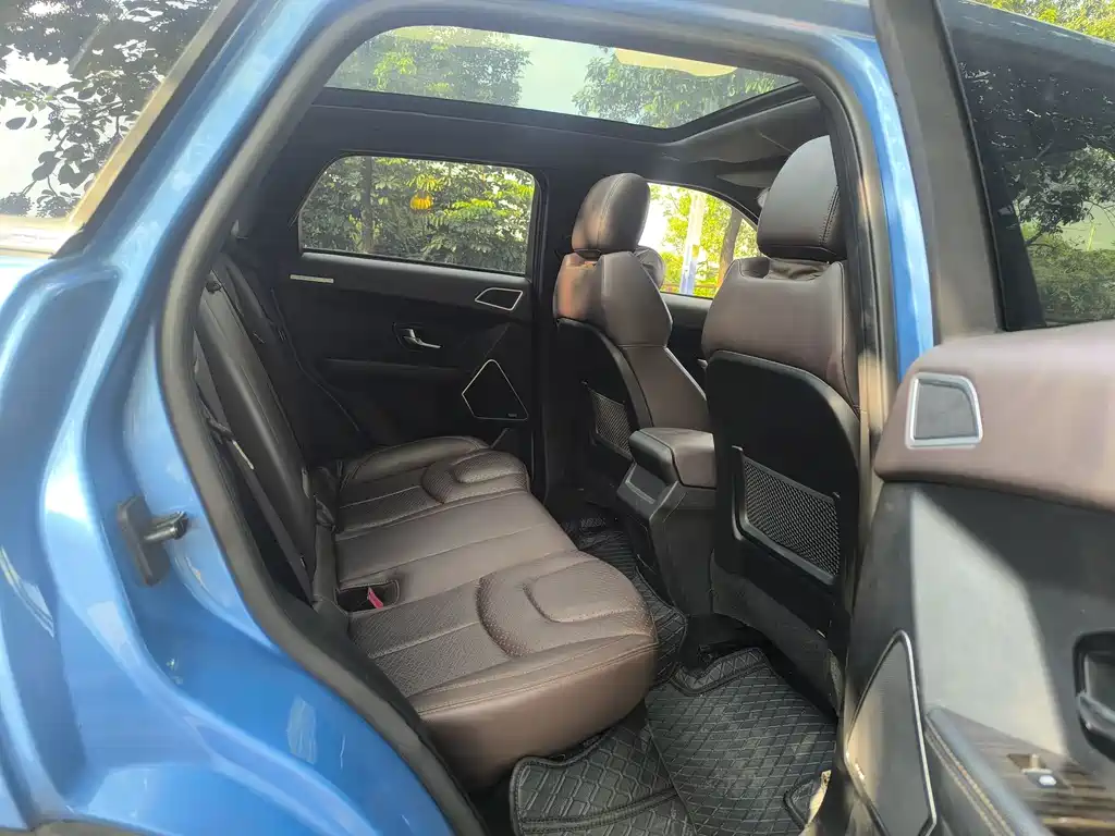 Landwind Landwind X7 — миниатюра 10
