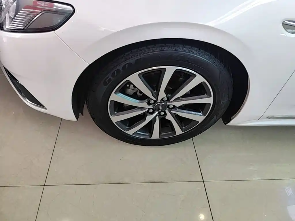 Lincoln Continental — миниатюра 23