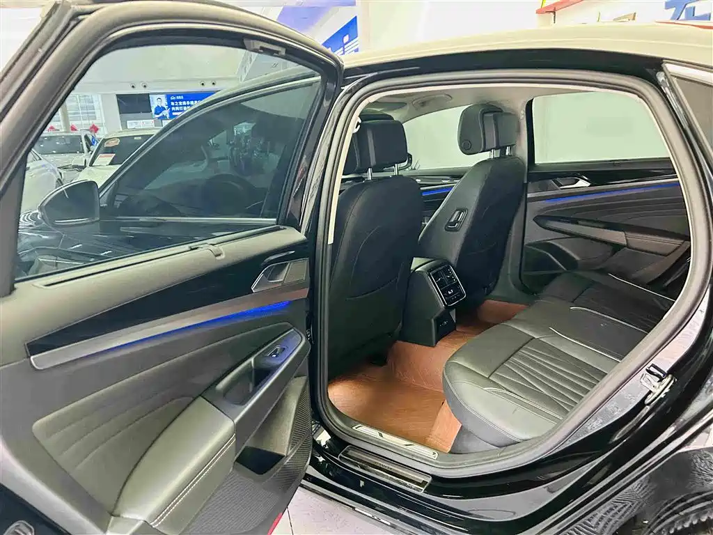 Volkswagen Passat — миниатюра 23