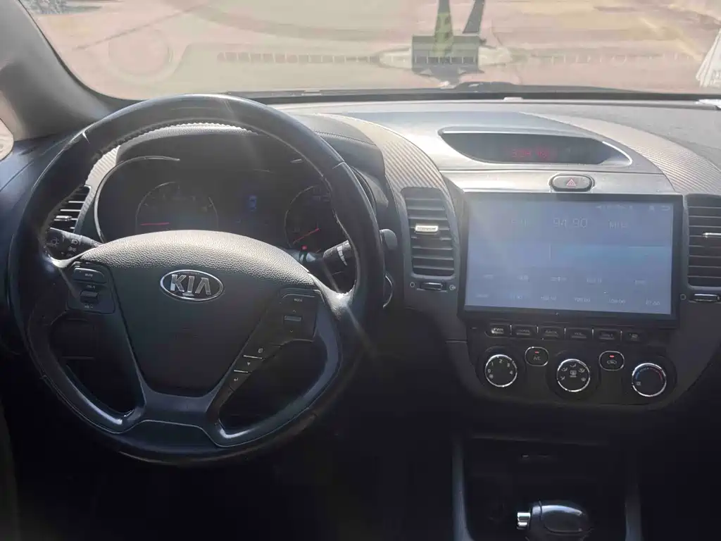 Kia K3 — миниатюра 10