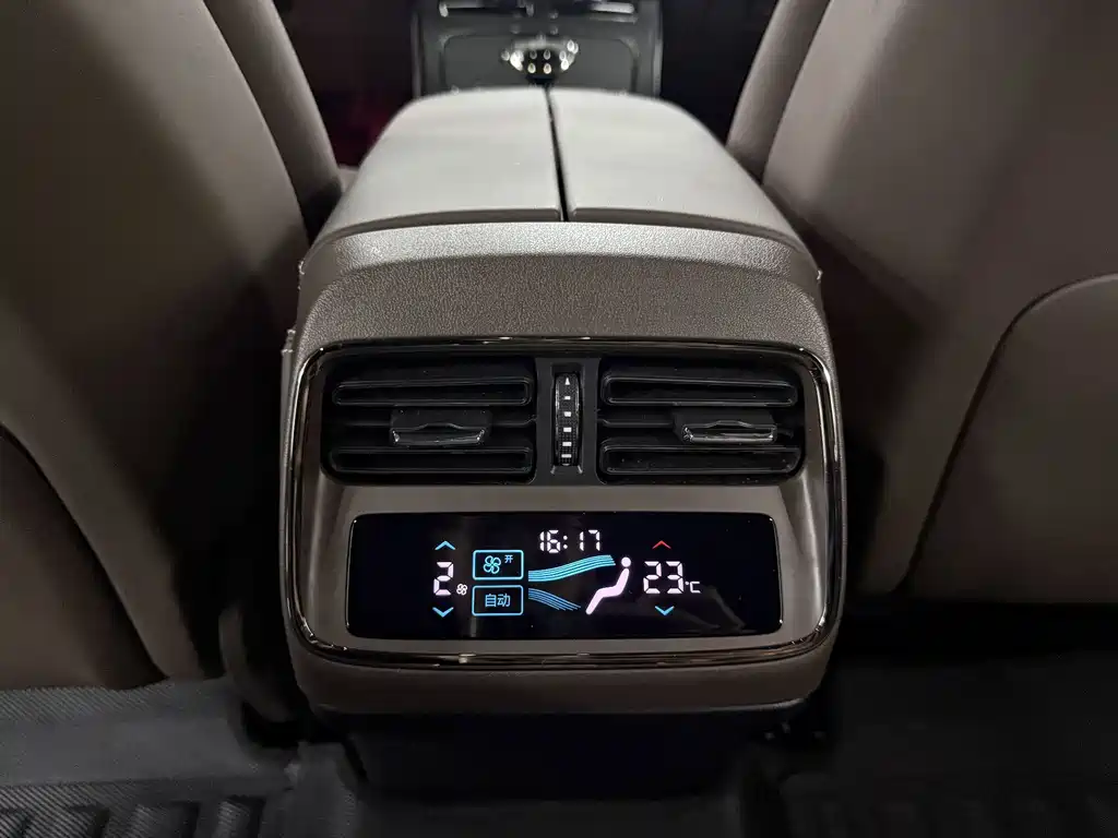 BYD Han — миниатюра 20