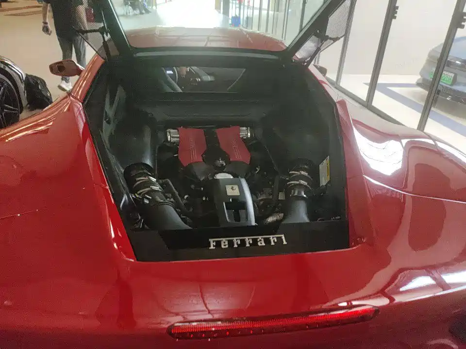 Ferrari 488 — миниатюра 7