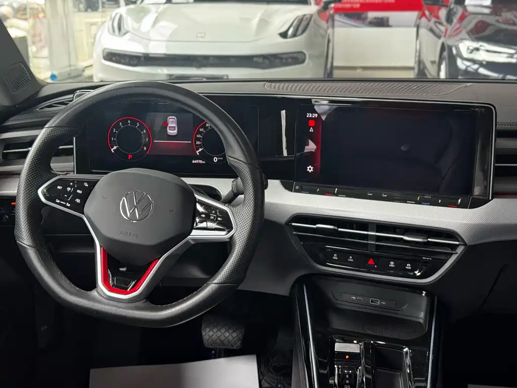 Volkswagen Lamando — миниатюра 8