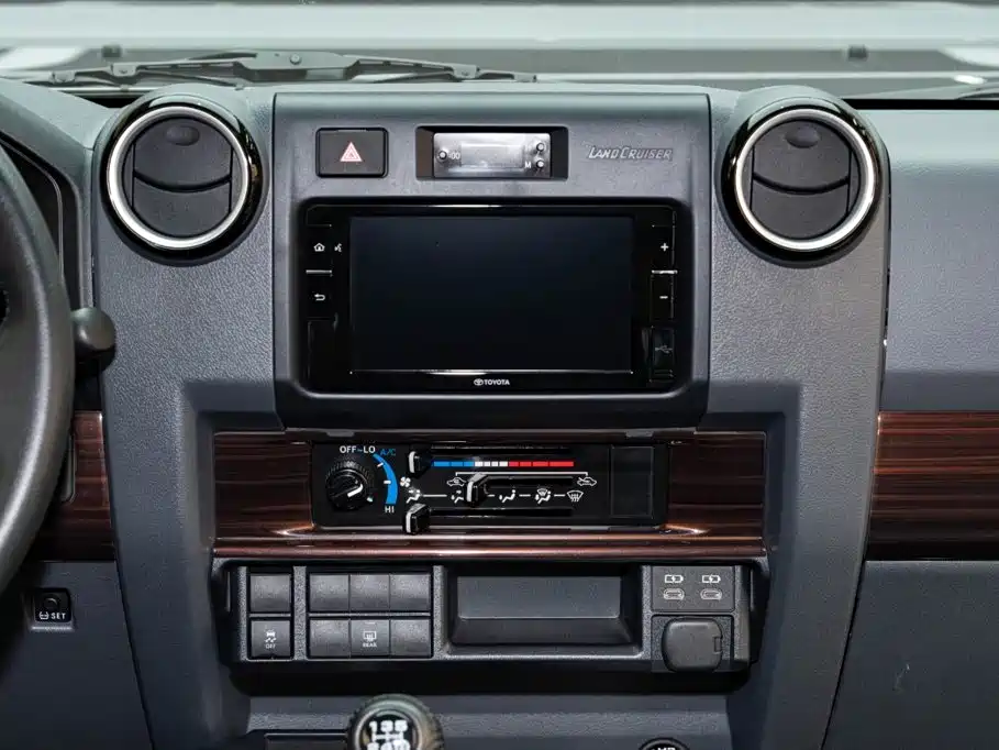 Toyota Land Cruiser — миниатюра 13
