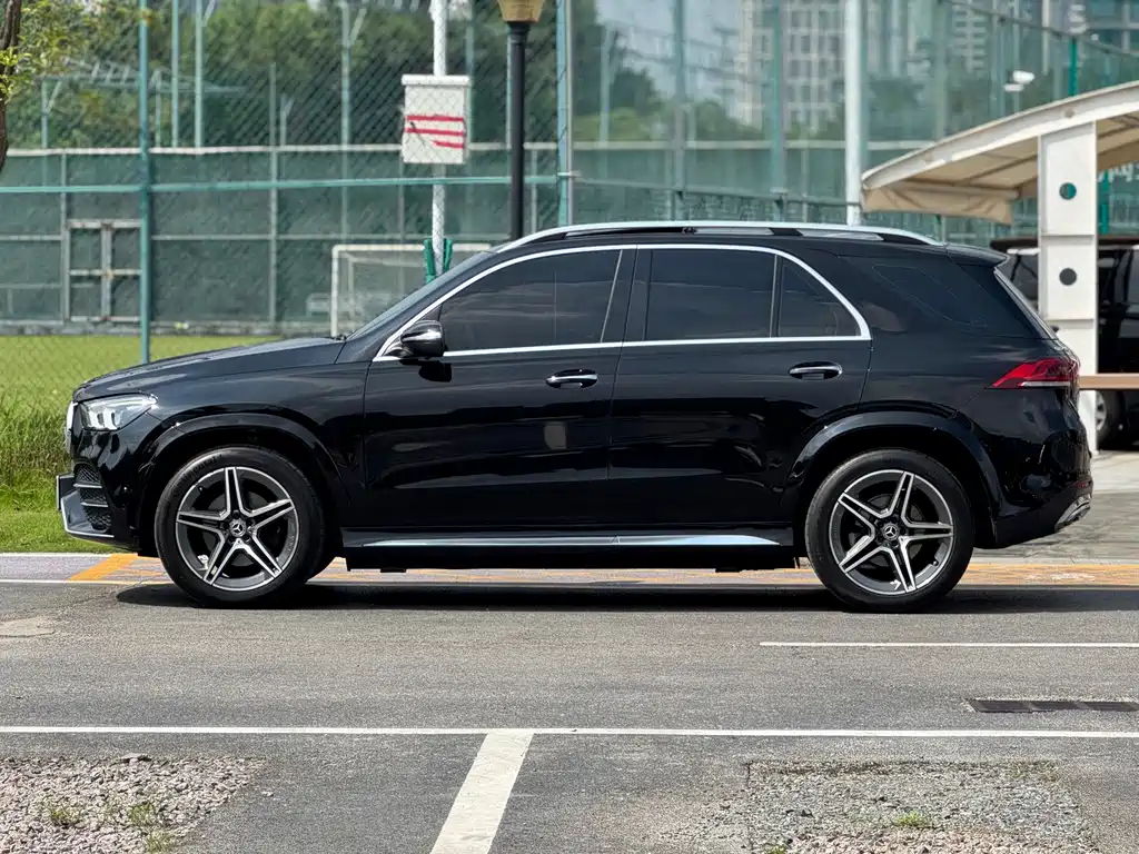 Mercedes-Benz GLE (Import) — миниатюра 3