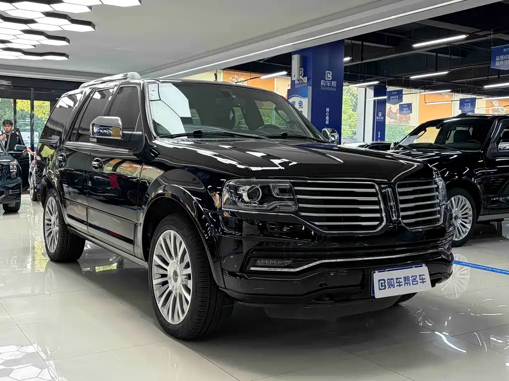 Lincoln Navigator — миниатюра 3