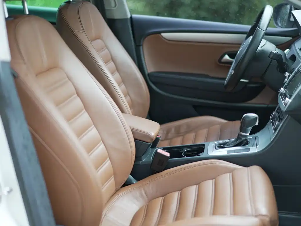 Volkswagen FAW - Passat CC CC 2012 1.8TSI Elite
