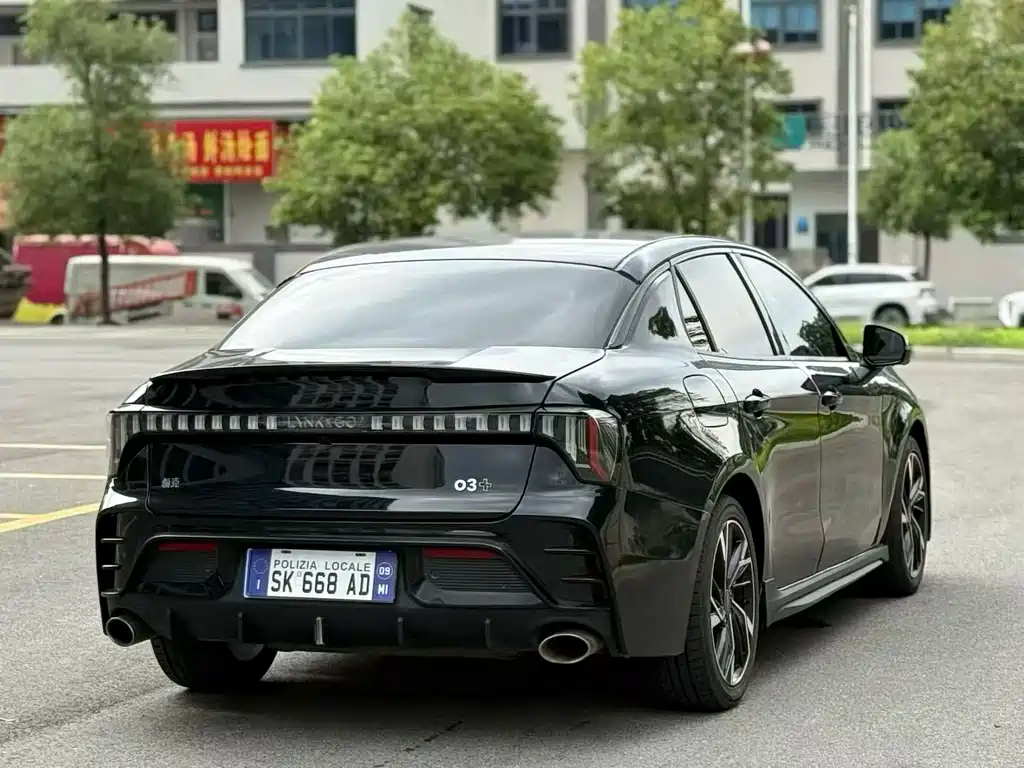 Lynk & Co 03 — миниатюра 9