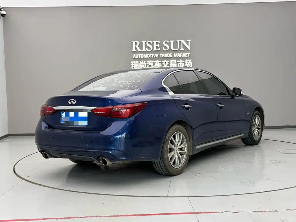 Infiniti Q50L — миниатюра 5