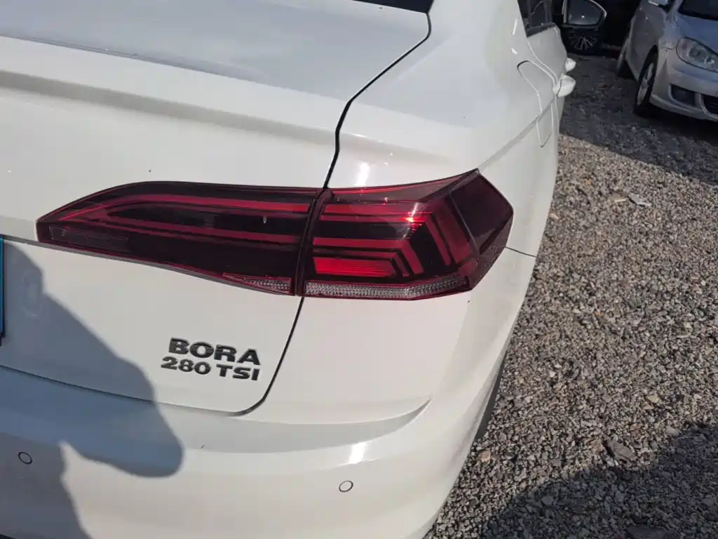 Volkswagen Bora — миниатюра 8