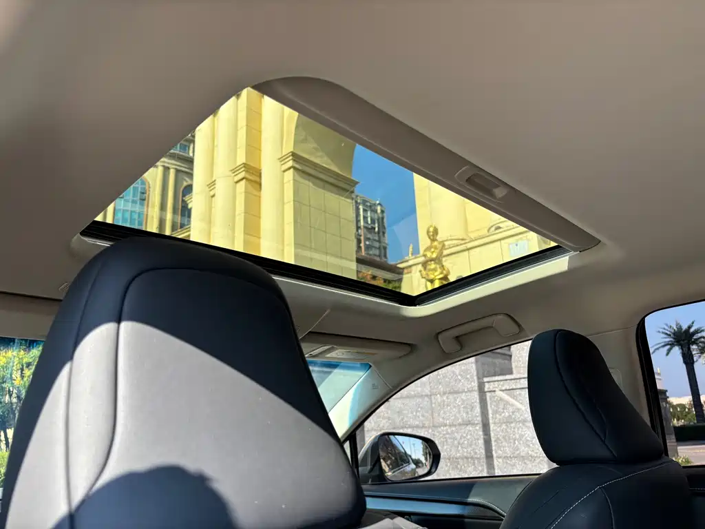 Lexus NX — миниатюра 13