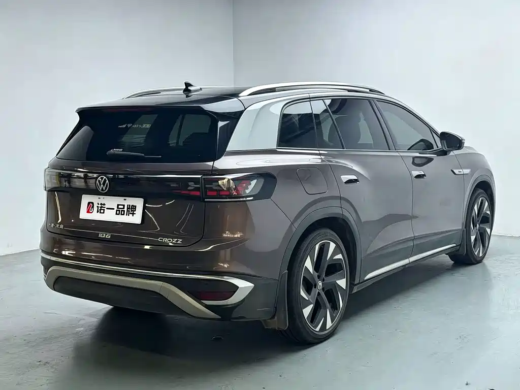 Volkswagen ID.6 Crozz — миниатюра 4