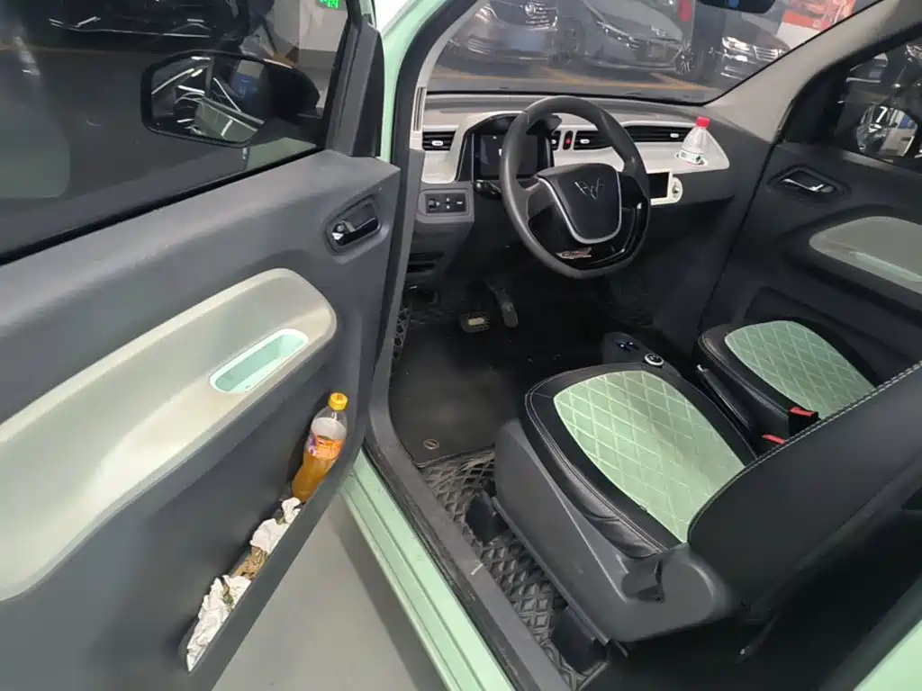 Wuling MINIEV — миниатюра 16