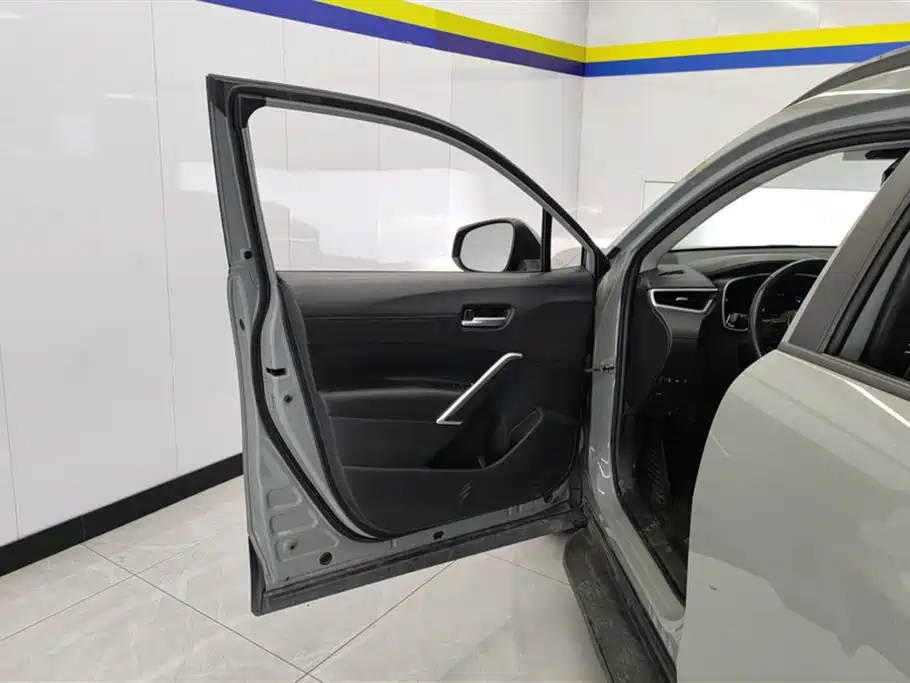 TOYOTA COROLLA SHARP AMPLIFIER