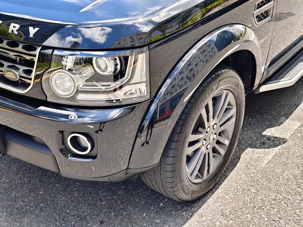 Land Rover Discovery 2016 3.0 SC SE