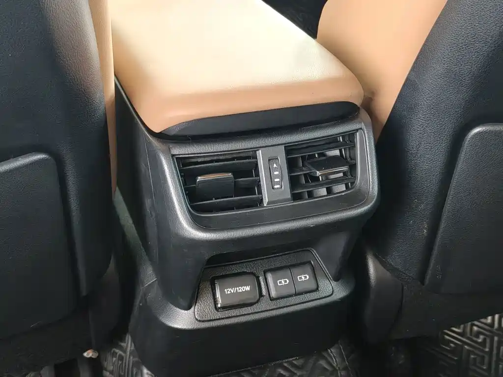 Lexus ES — миниатюра 14
