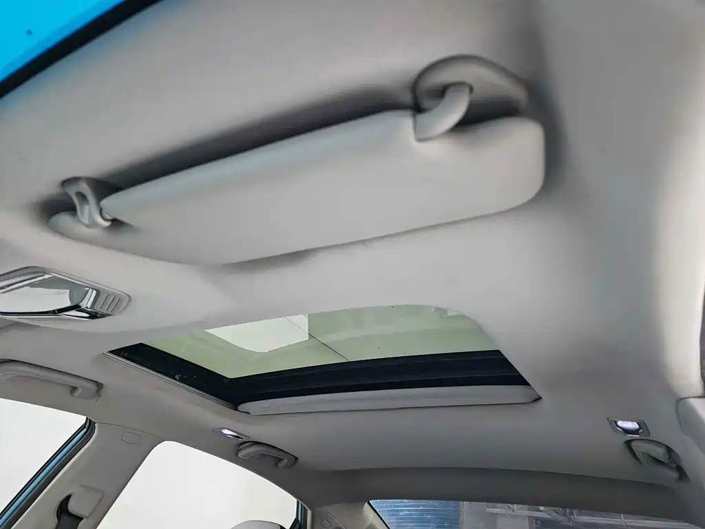 Geely Emgrand — миниатюра 13
