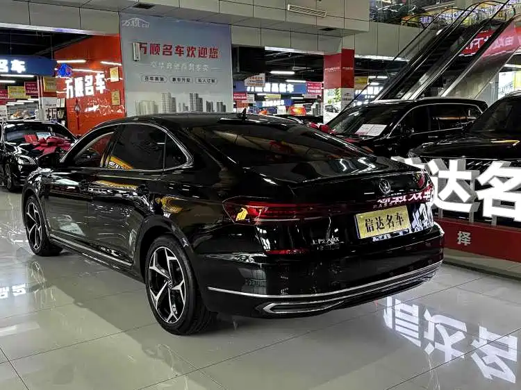 Volkswagen Passat 2026 380TSI