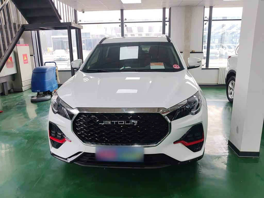 Jetour Jetour X70 1.5 л 2023 г. Белый, пробег 19800 км