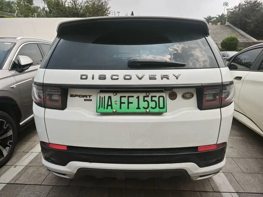 Land Rover Discovery Sport Hybrid — миниатюра 7