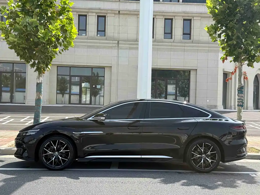 BYD Han — миниатюра 4