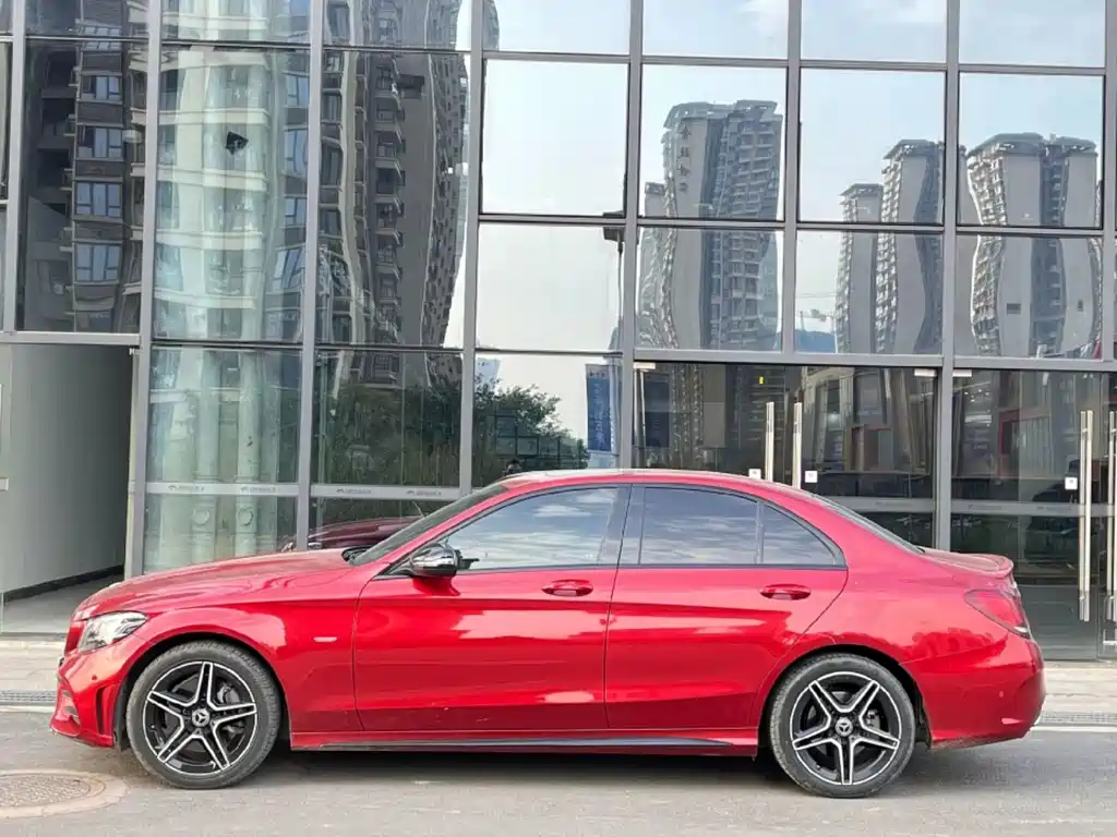 Mercedes-Benz C-Class — миниатюра 3
