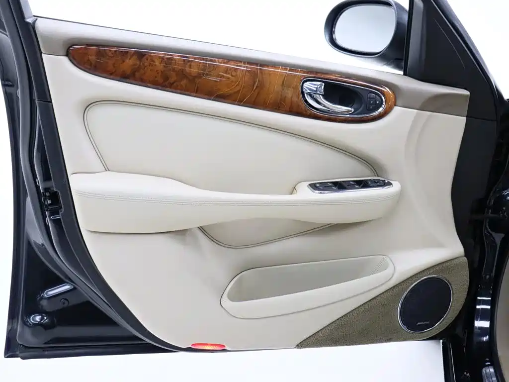 Jaguar XJ 2004 XJ8 4.2