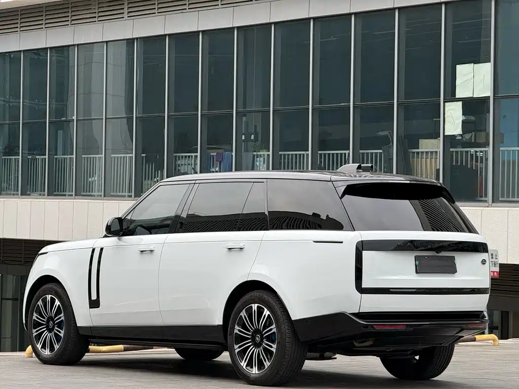 Land Rover Range Rover — миниатюра 10