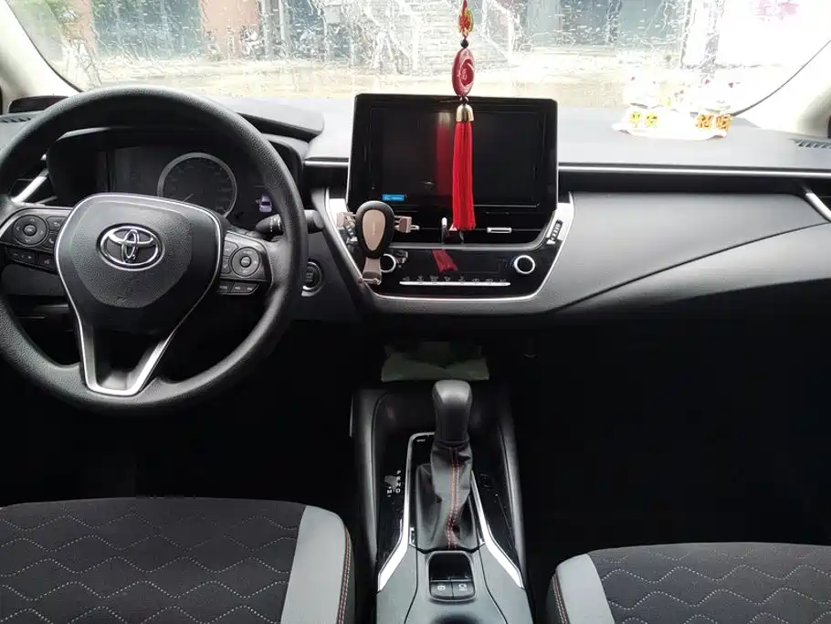 Toyota Corolla — миниатюра 12