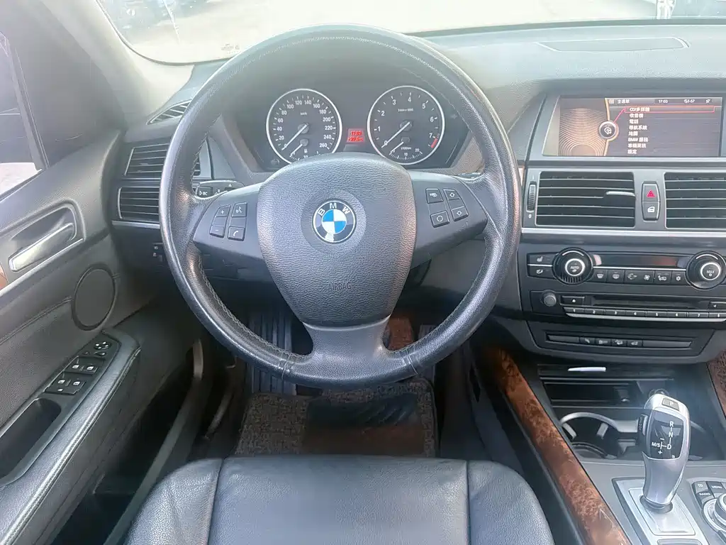 BMW X5 (Import) — миниатюра 15