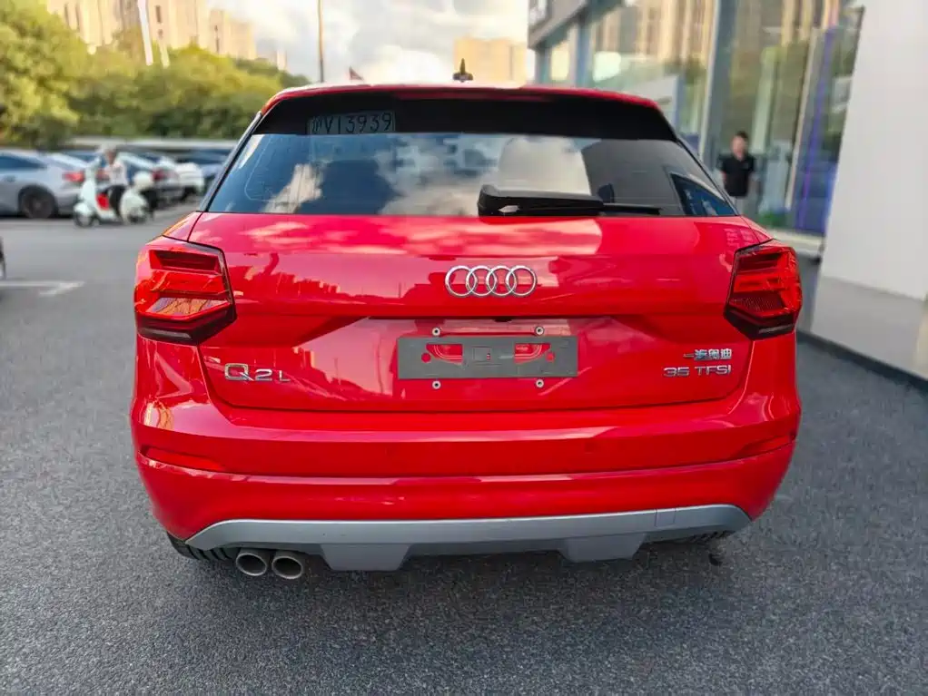 Audi Q2L — миниатюра 4