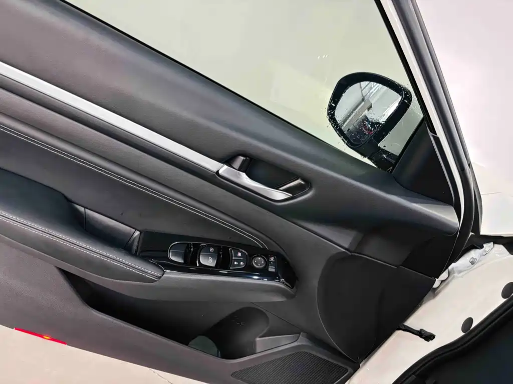 Nissan Teana — миниатюра 11