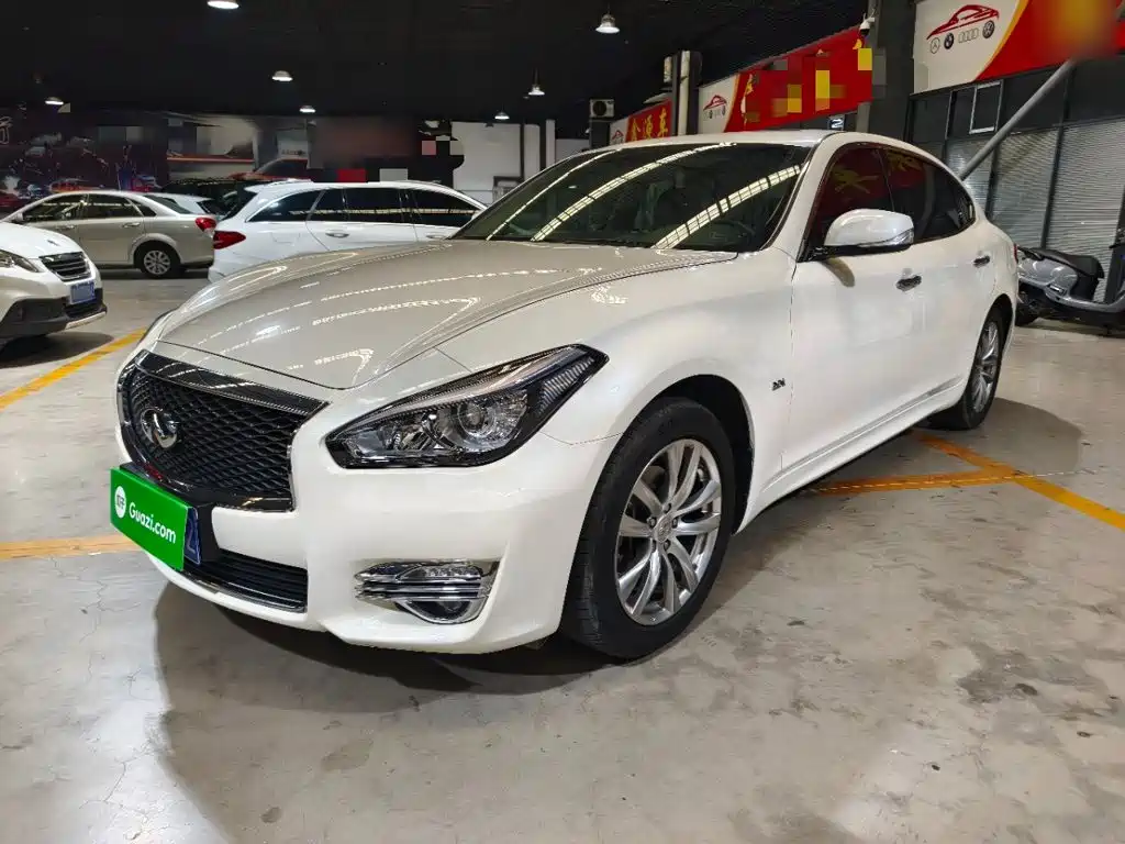 Infiniti Q70 — миниатюра 2