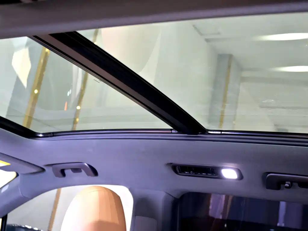 Li Auto Li ONE — миниатюра 23