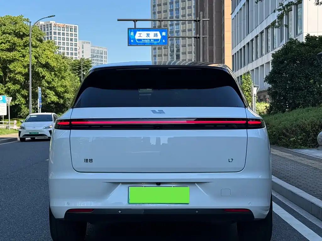 Li Auto Li L7 — миниатюра 12