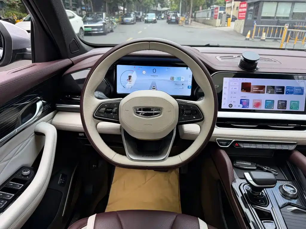 Geely Xingyue L — миниатюра 14