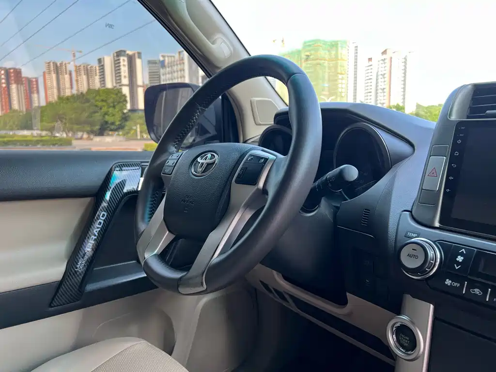 Toyota Prado — миниатюра 9