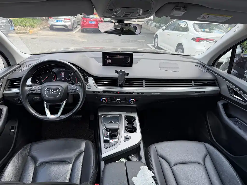 Audi Q7 — миниатюра 4