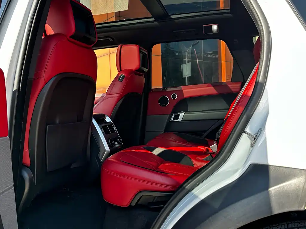 Land Rover Sport — миниатюра 10