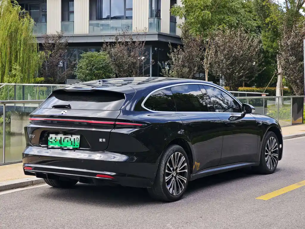 NIO ET5T — миниатюра 2