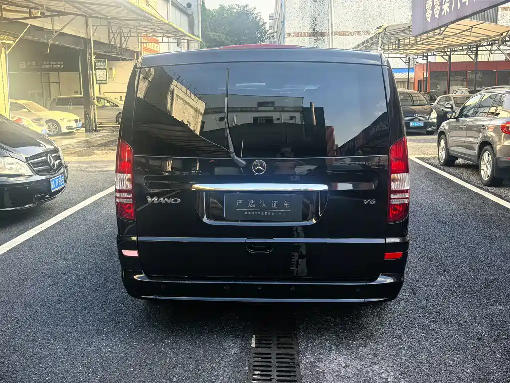 Mercedes-Benz Viano — миниатюра 4
