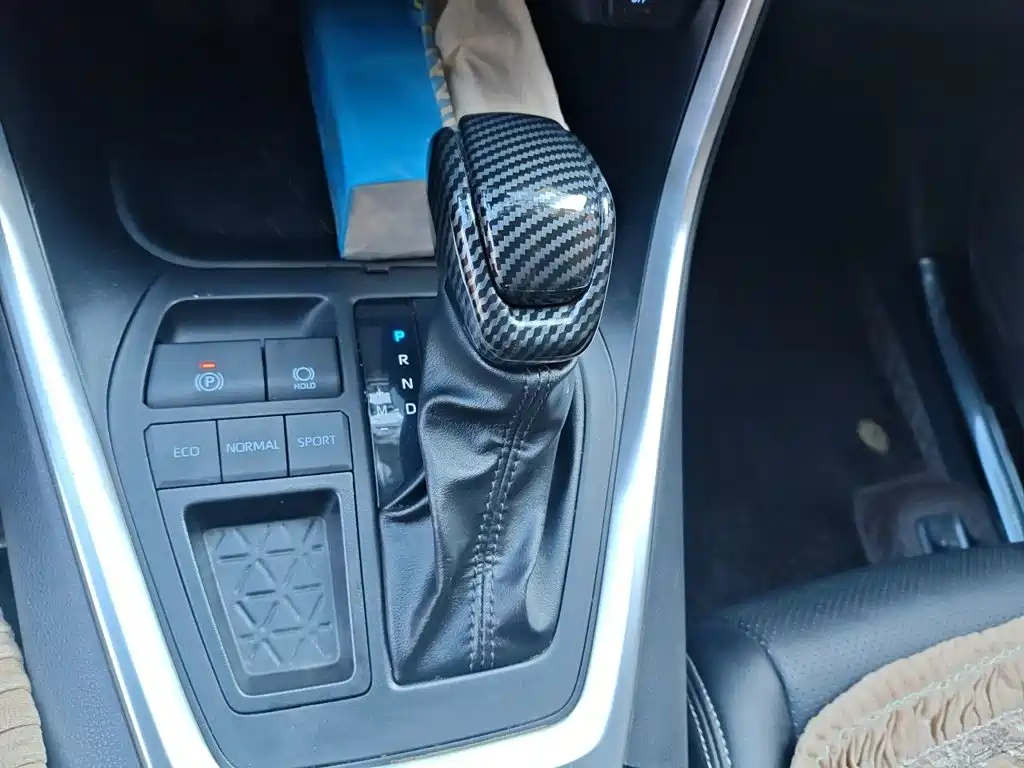 Toyota Wildlander — миниатюра 10