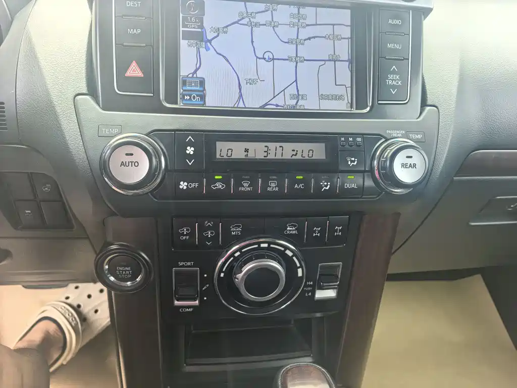 Toyota Land Cruiser Prado 2014 4.0L AT VX NAVI
