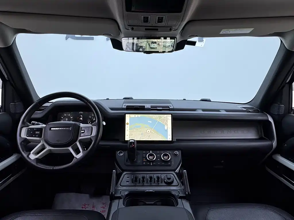 Land Rover Defender — миниатюра 15