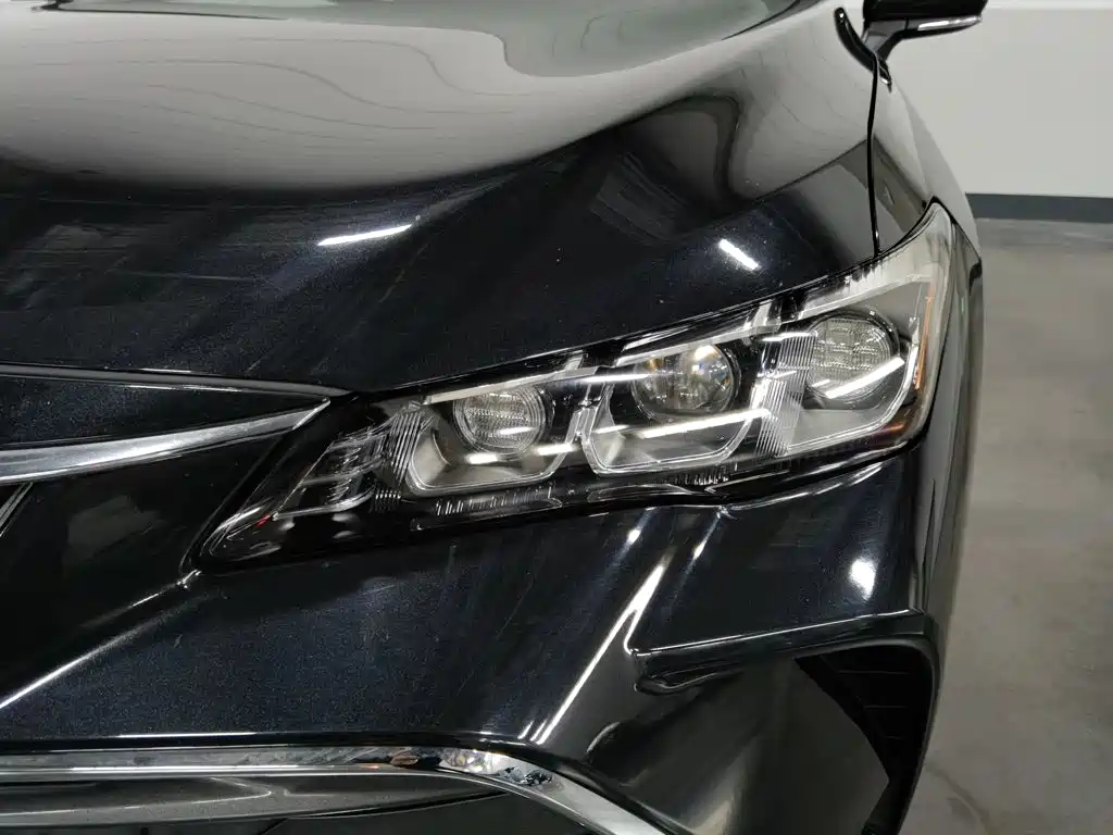 Toyota Avalon — миниатюра 7