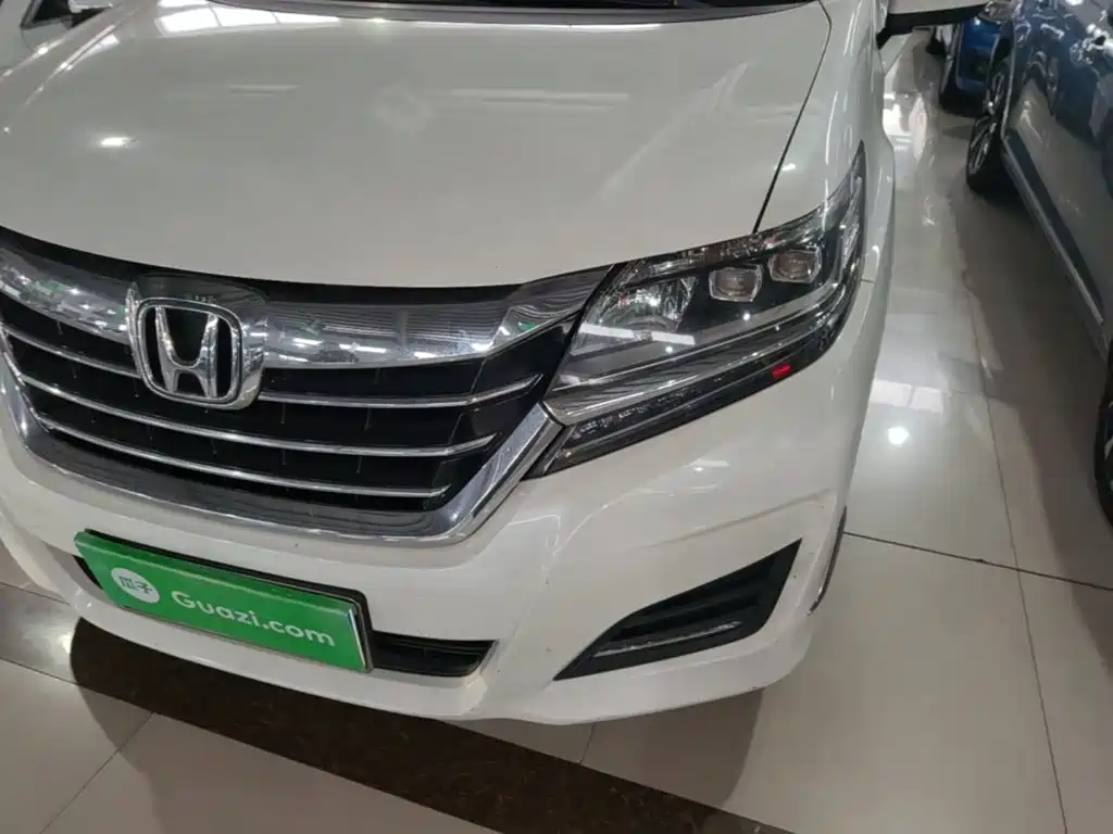 Honda Elysion — миниатюра 24