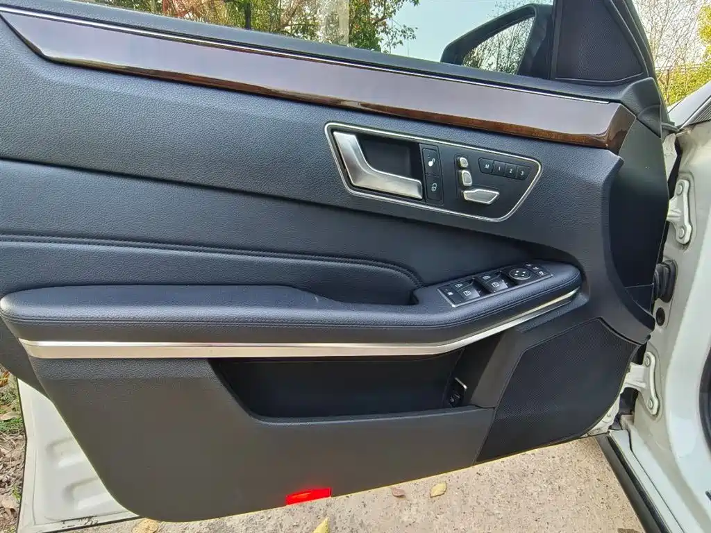 Mercedes-Benz E-Class E 2015 E 200 L